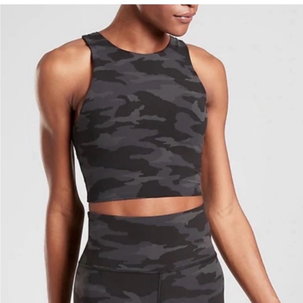 Athleta Camo Crop size small
